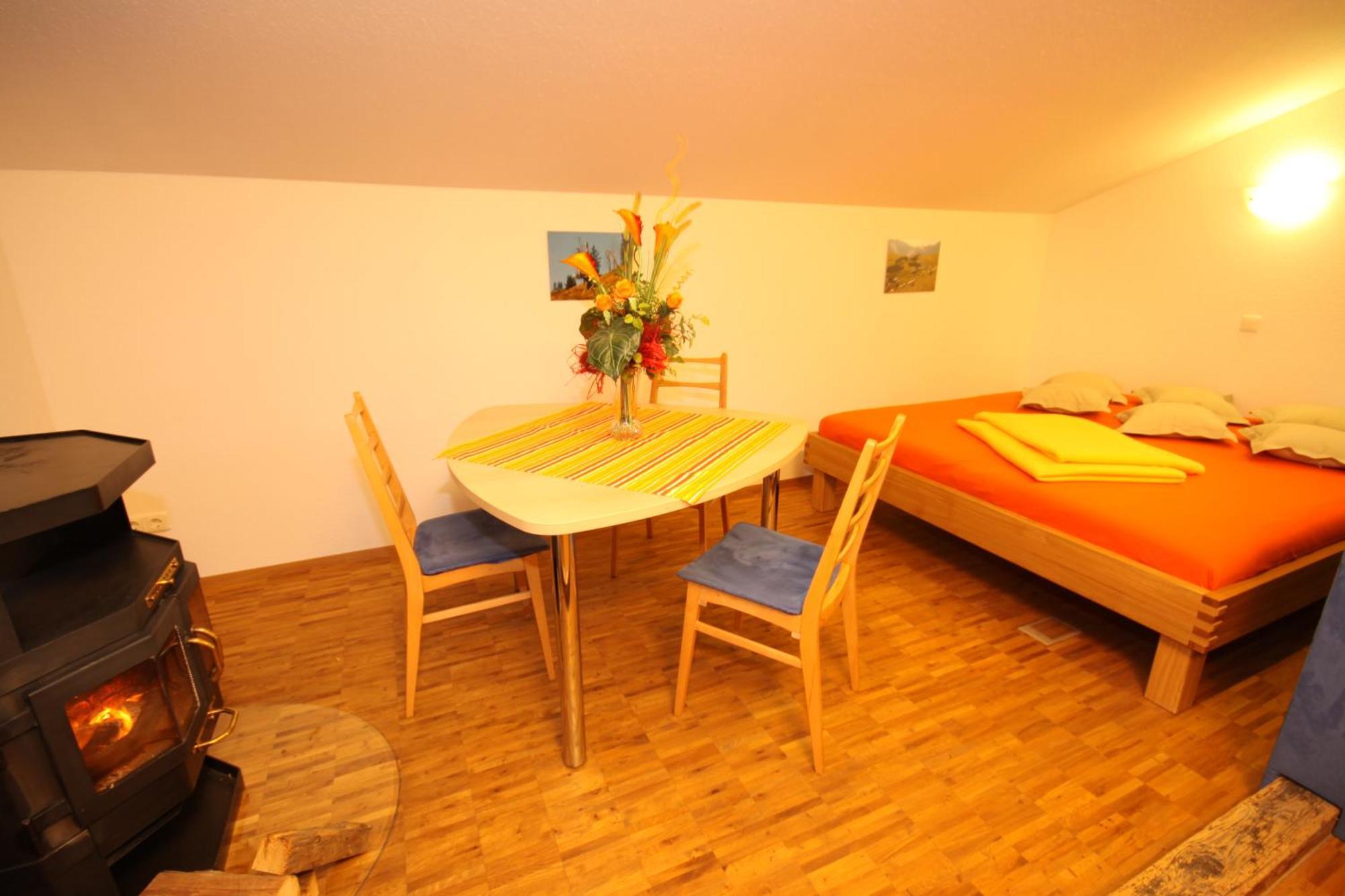 Ferienwohnungen Hennenmühle Bad Hindelang Habitación foto